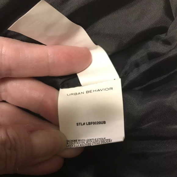 Urban Behavior Black Tweed Style Mini Skirt Size M - Picture 5 of 8